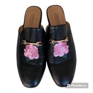 Catherine Melandrino, flats, size 7.5.  Black with floral detailing on the top.